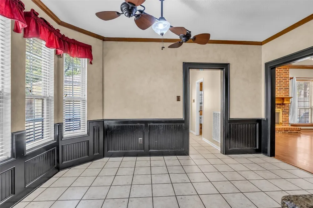 5010 Tarnbrook Dr, Houston, TX 77084