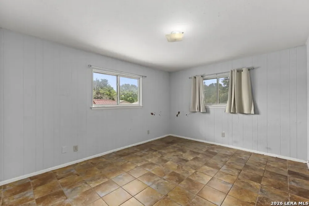 6711 Yellow Rose St, Leon Valley, TX 78238