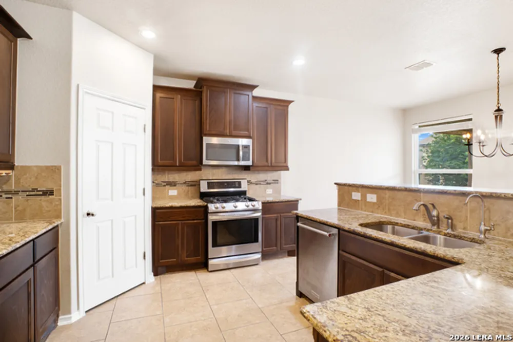 12418 Red Maple Way, San Antonio, TX 78253