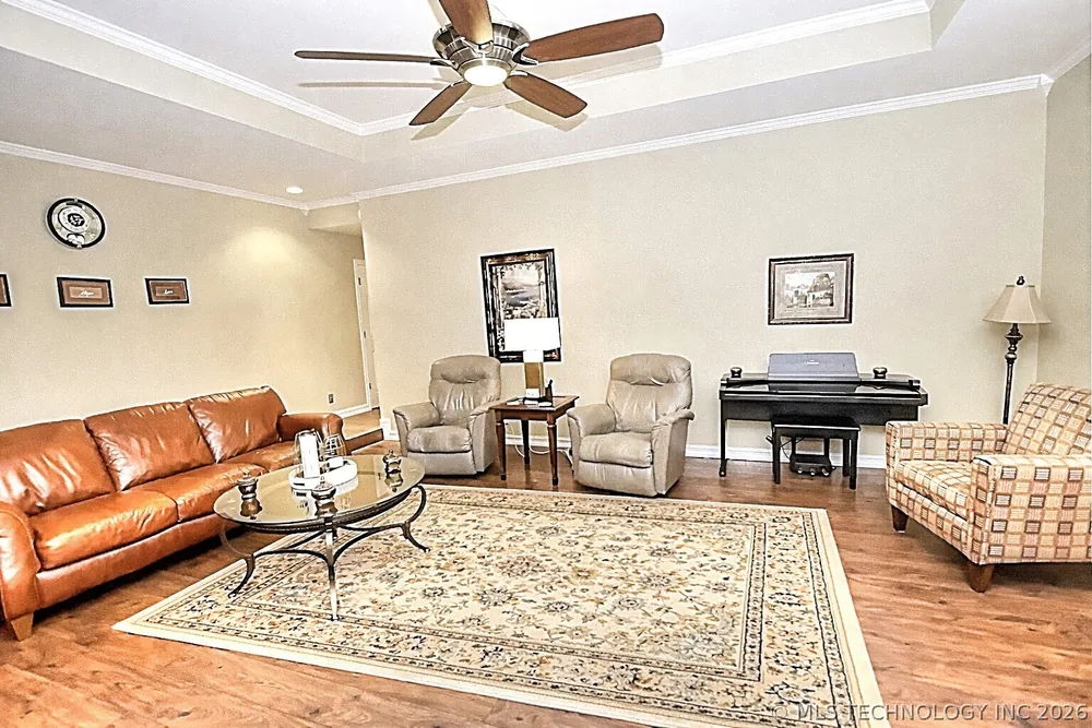 5408 W Orlando Circle, Broken Arrow, OK 74011
