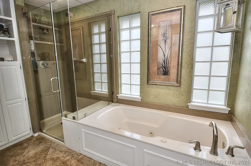 5408 W Orlando Circle, Broken Arrow, OK 74011
