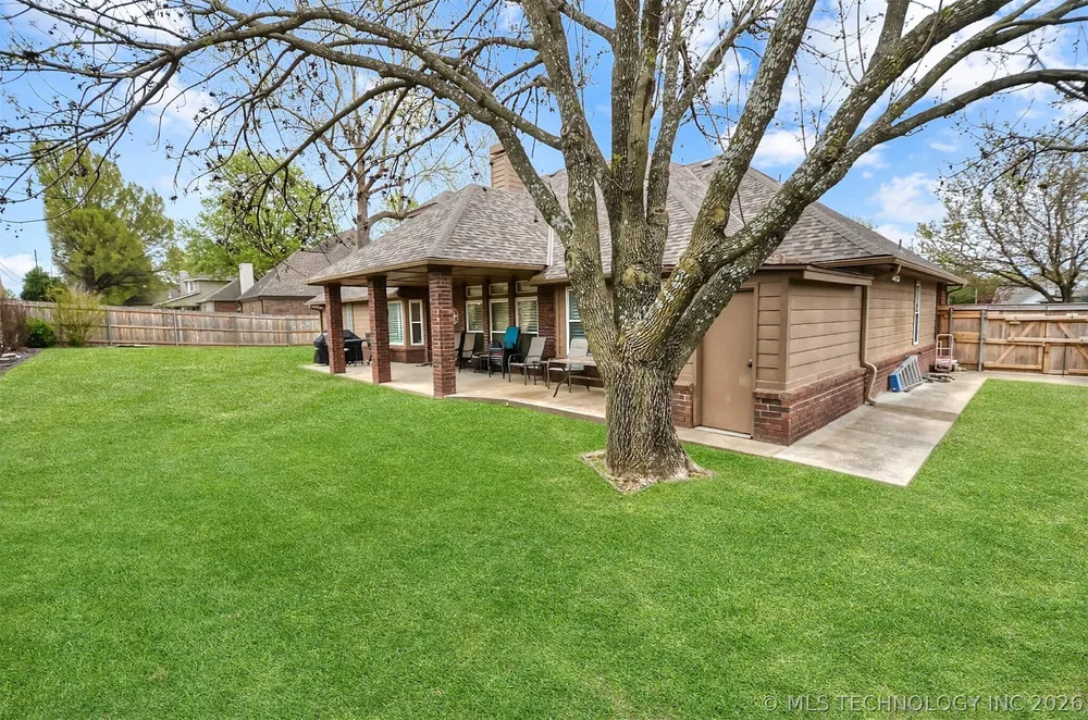5408 W Orlando Circle, Broken Arrow, OK 74011