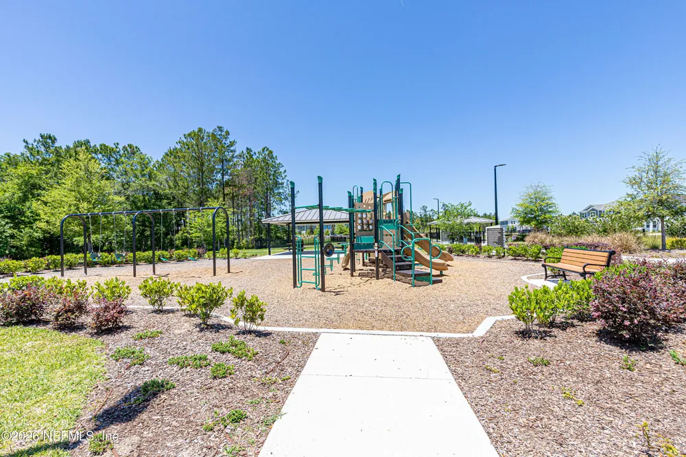12066 Calvesta St, Jacksonville, FL 32256
