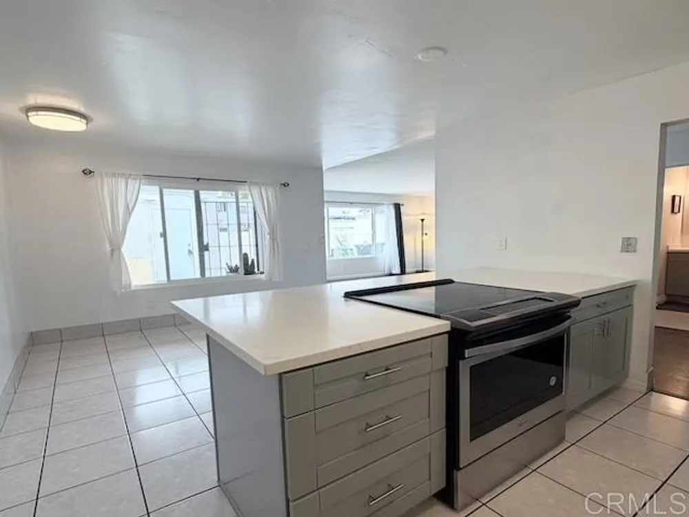 1640 Maple Dr, Chula Vista, CA 91911