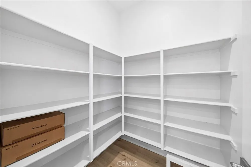 300 Tank, Irvine, CA 92618