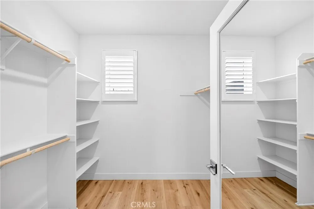 300 Tank, Irvine, CA 92618
