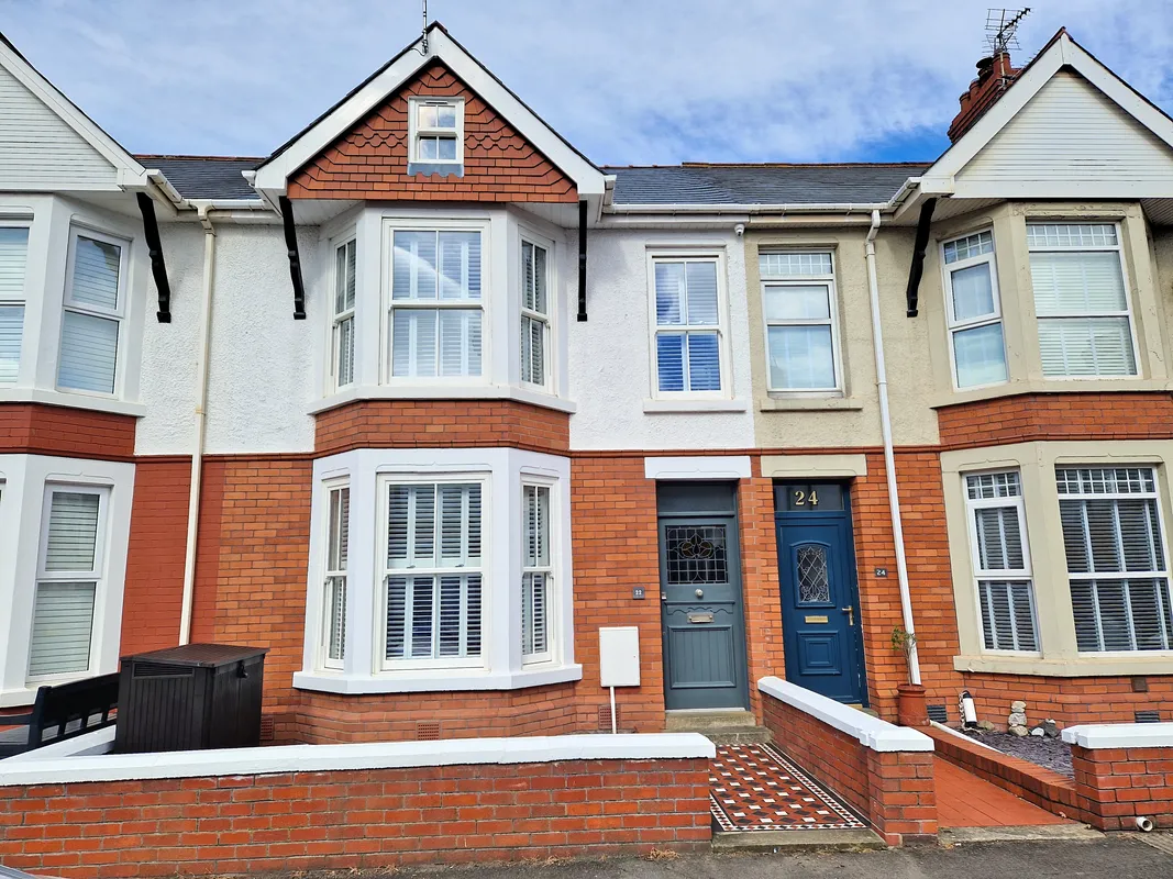 PICTON AVENUE, PORTHCAWL, CF36 3AJ