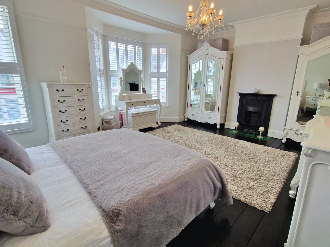 PICTON AVENUE, PORTHCAWL, CF36 3AJ