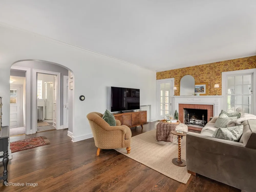 1001 S Brainard Ave, La Grange, IL 60525