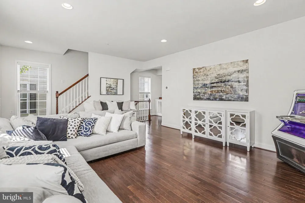 3256 Lark Way, Mechanicsburg, PA 17055