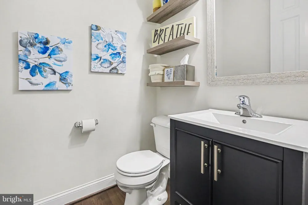 3256 Lark Way, Mechanicsburg, PA 17055