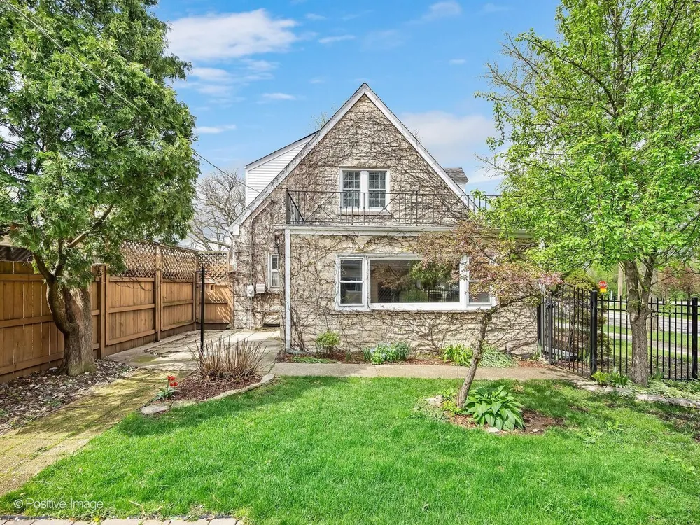 1001 S Brainard Ave, La Grange, IL 60525