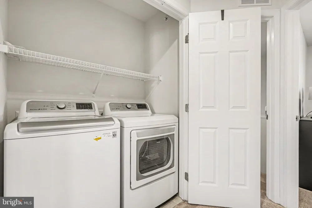 3256 Lark Way, Mechanicsburg, PA 17055