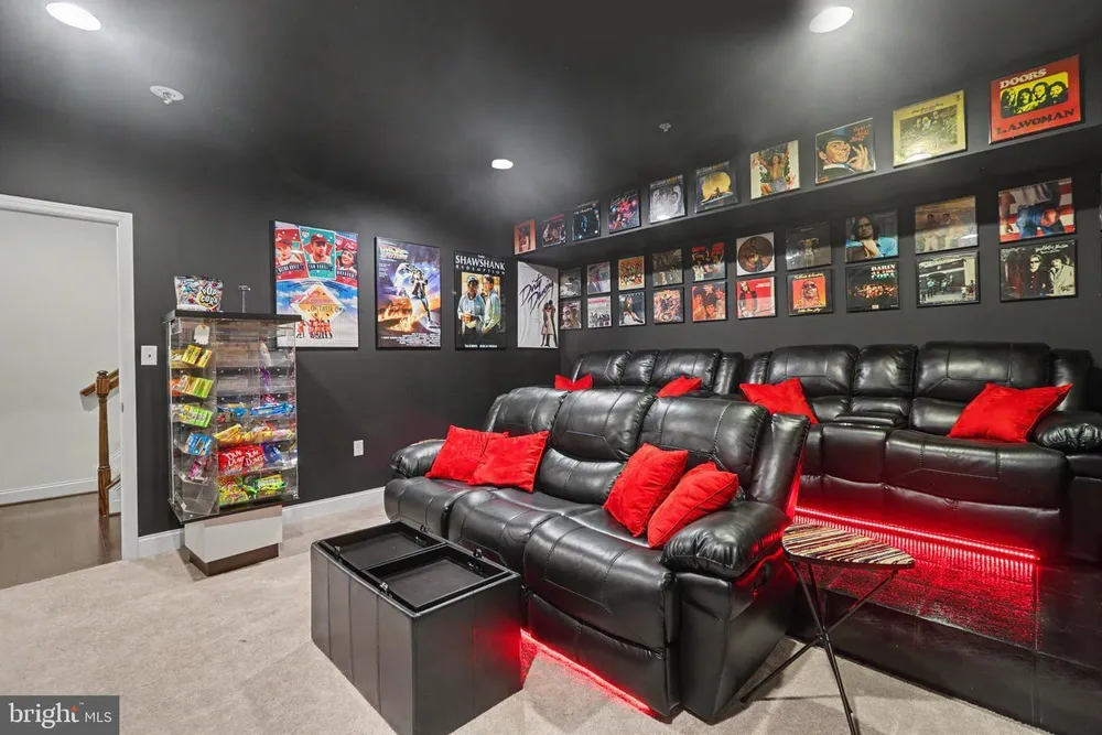 3256 Lark Way, Mechanicsburg, PA 17055