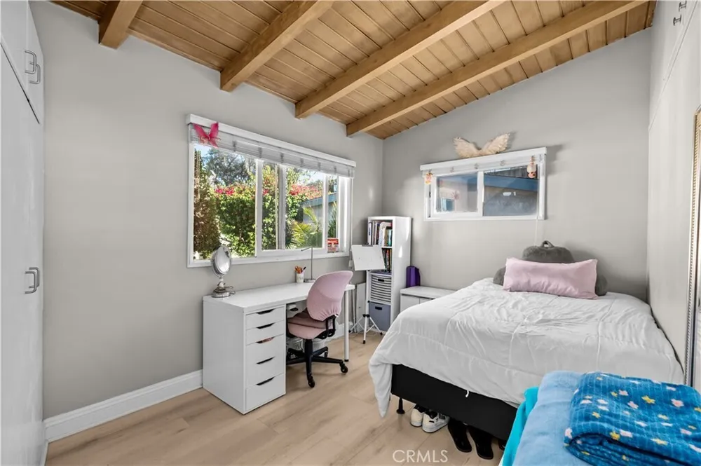 914 N Sacramento St, Orange, CA 92867