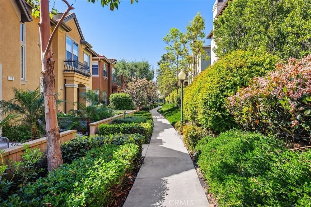 29 Roseville, Irvine, CA 92602