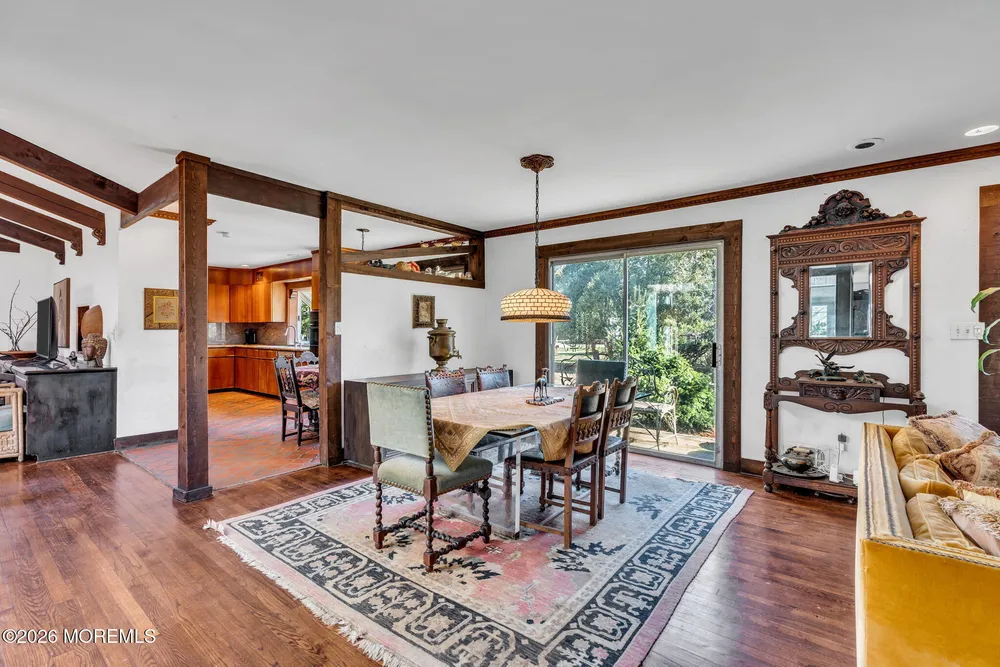 6 Surrey Ln, Ocean, NJ 07712