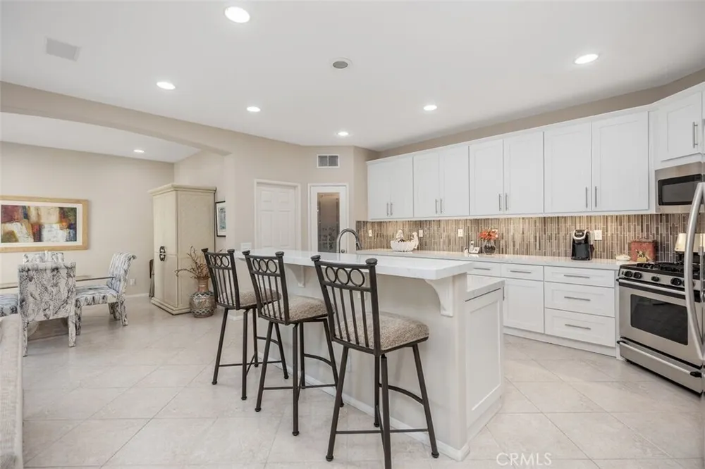 29 Roseville, Irvine, CA 92602