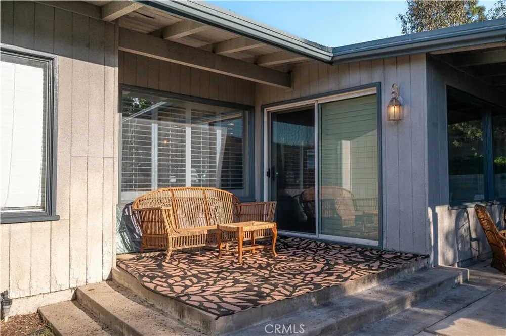 914 N Sacramento St, Orange, CA 92867