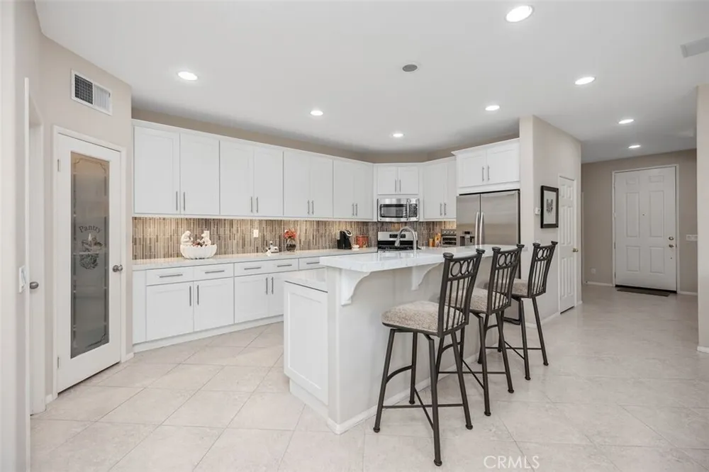 29 Roseville, Irvine, CA 92602