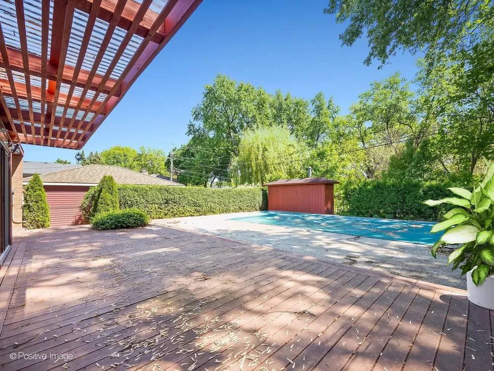 24 E Harding Ave, La Grange Park, IL 60526