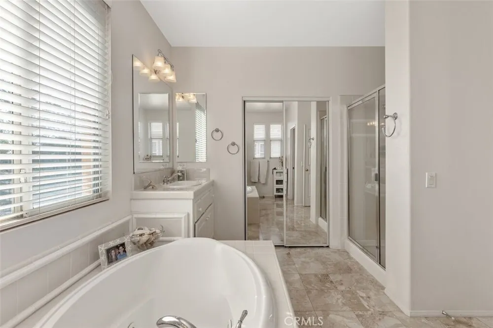29 Roseville, Irvine, CA 92602