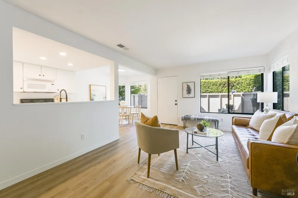 46 Dockside Cir, San Rafael, CA 94903