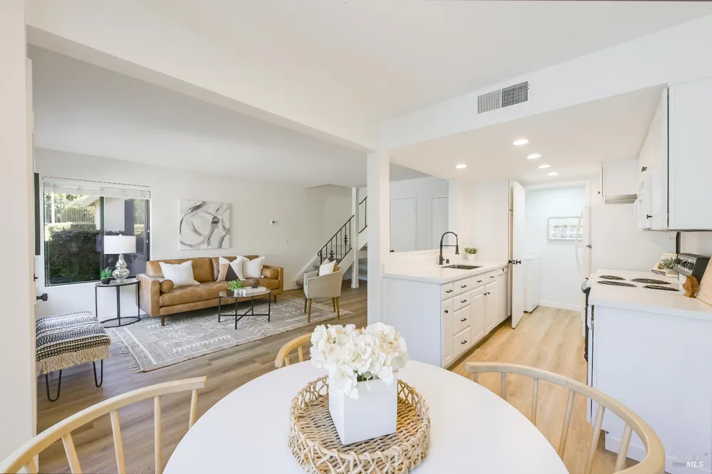 46 Dockside Cir, San Rafael, CA 94903