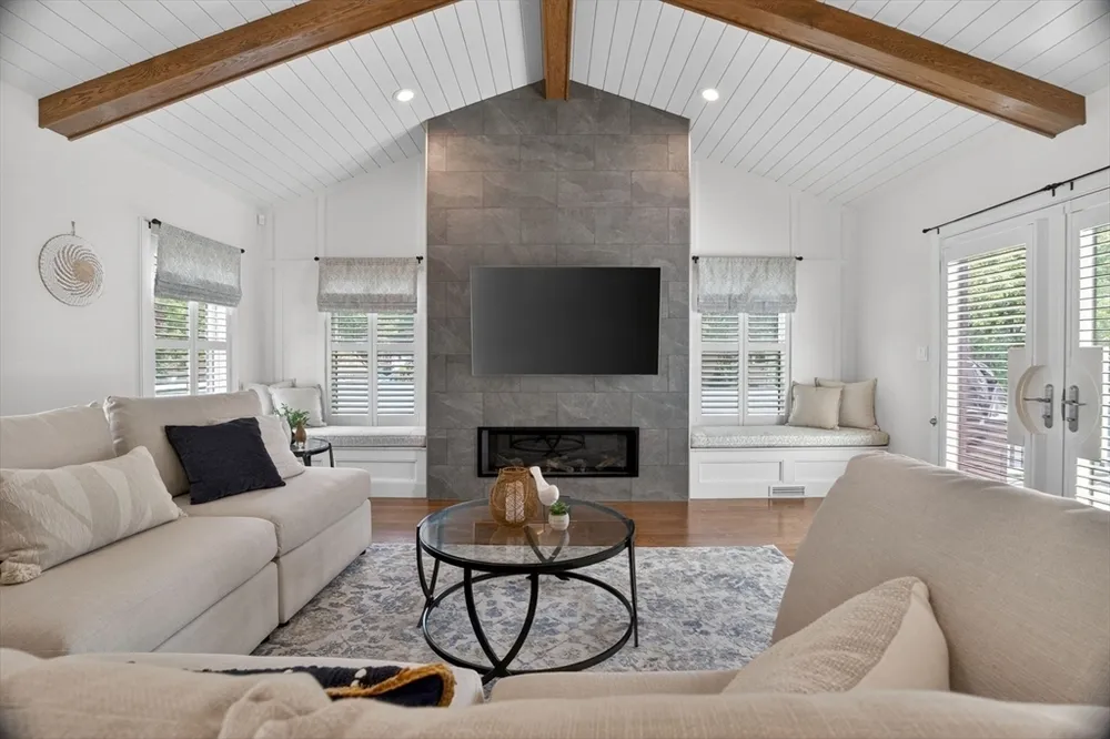 11 Haynes Rd, Newton, MA 02459
