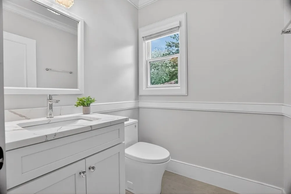 11 Haynes Rd, Newton, MA 02459
