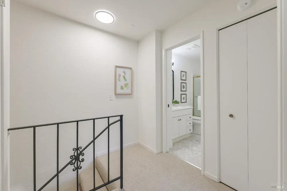 46 Dockside Cir, San Rafael, CA 94903