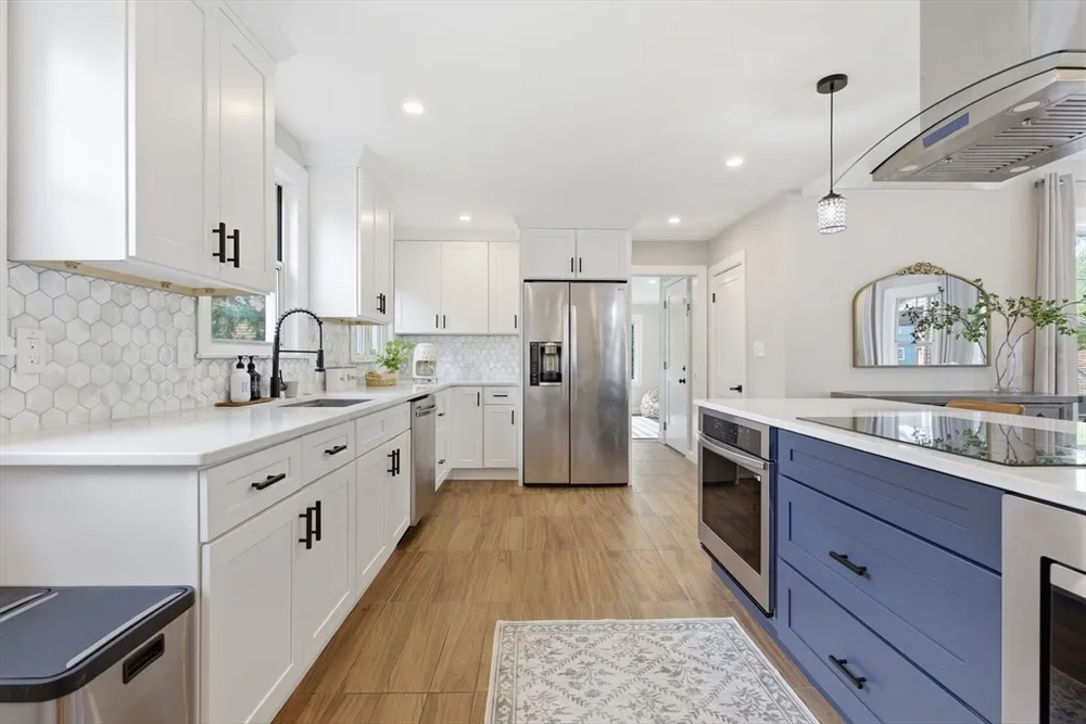 97 Trenton St, Melrose, MA 02176