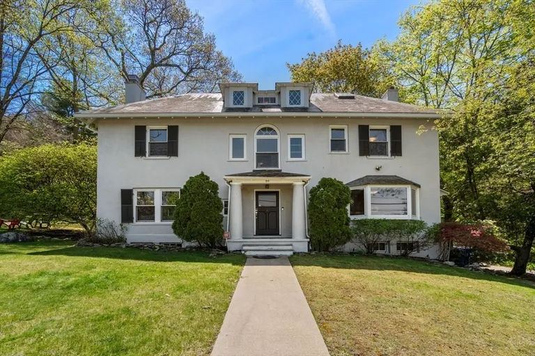90 Hull St, Newton, MA 02460