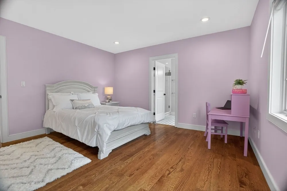 11 Haynes Rd, Newton, MA 02459