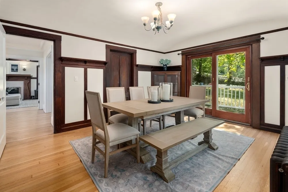 90 Hull St, Newton, MA 02460
