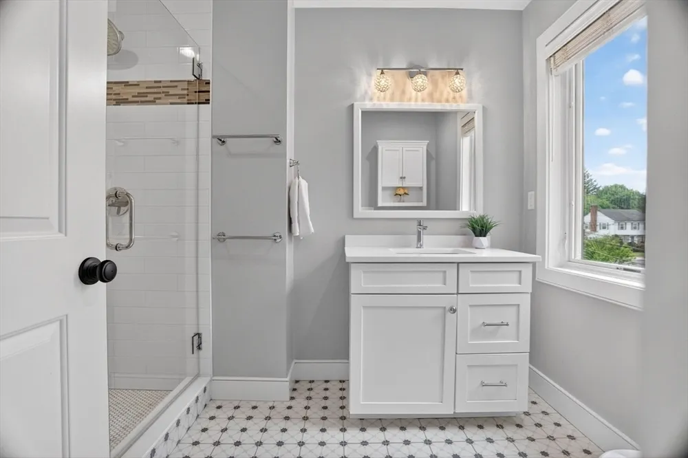11 Haynes Rd, Newton, MA 02459