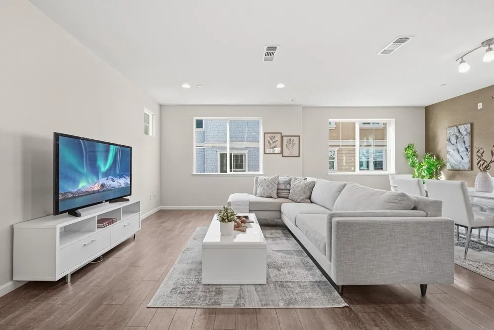 7026 N Mariposa Ln, Dublin, CA 94568
