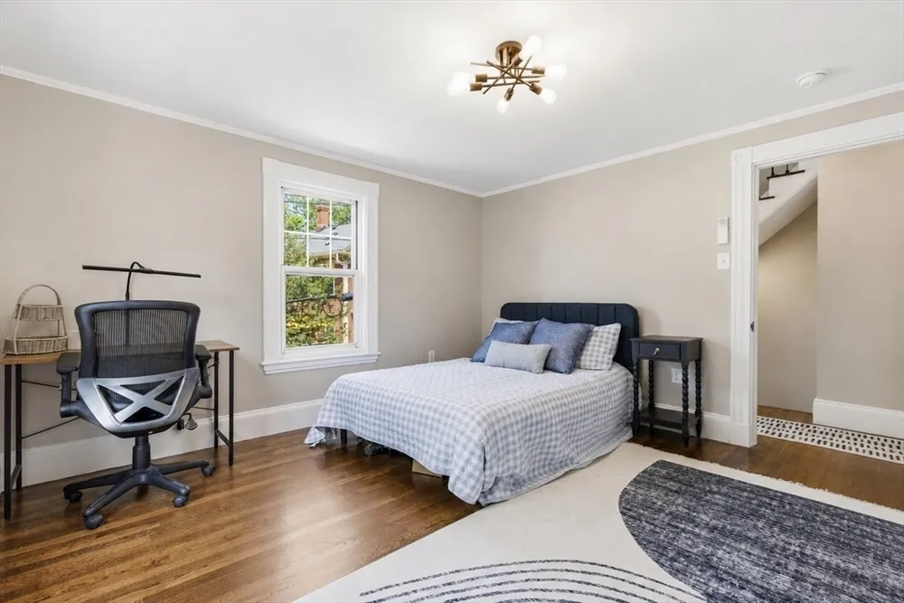 97 Trenton St, Melrose, MA 02176