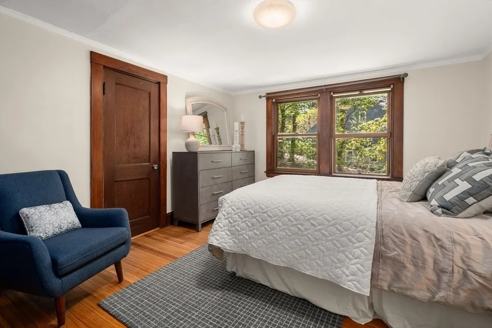 90 Hull St, Newton, MA 02460