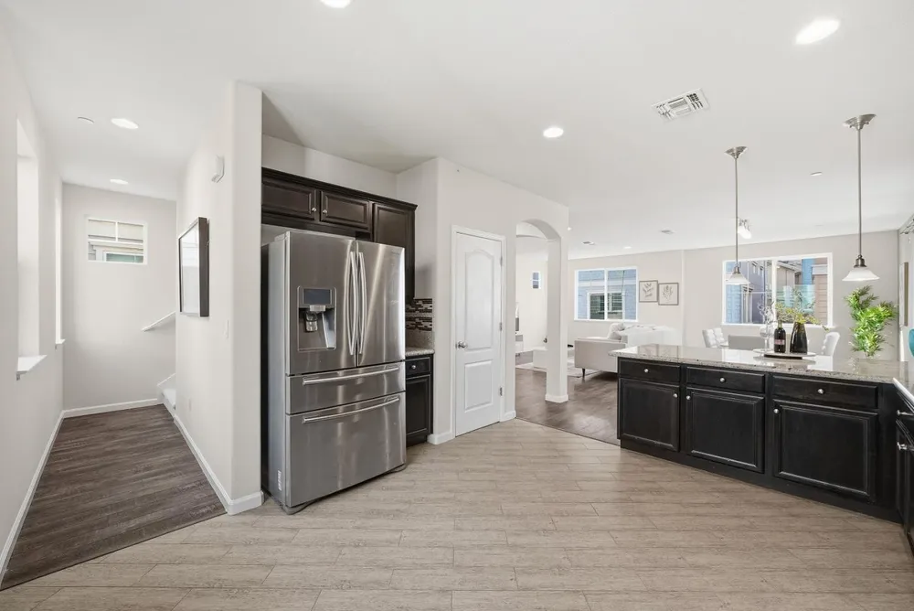7026 N Mariposa Ln, Dublin, CA 94568