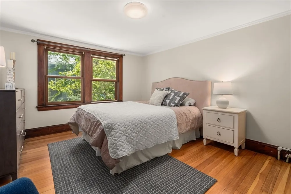 90 Hull St, Newton, MA 02460