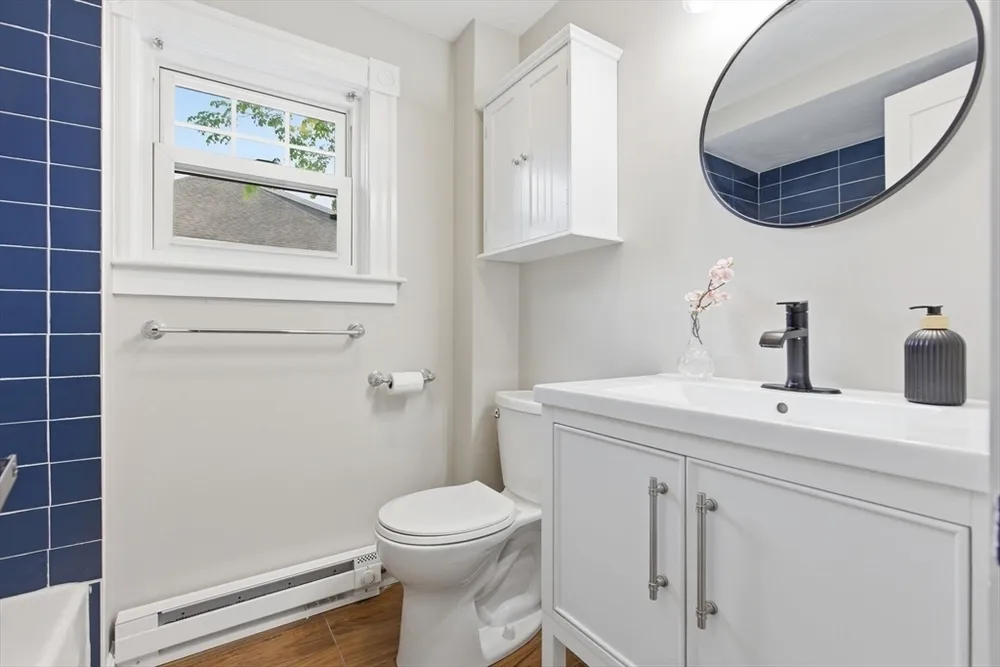 97 Trenton St, Melrose, MA 02176