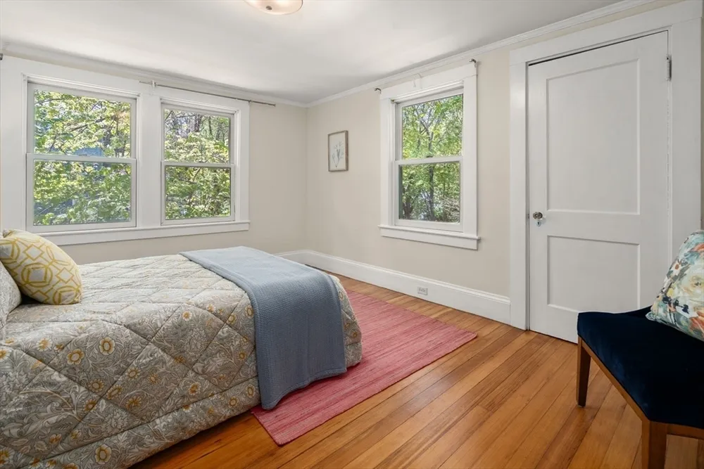 90 Hull St, Newton, MA 02460