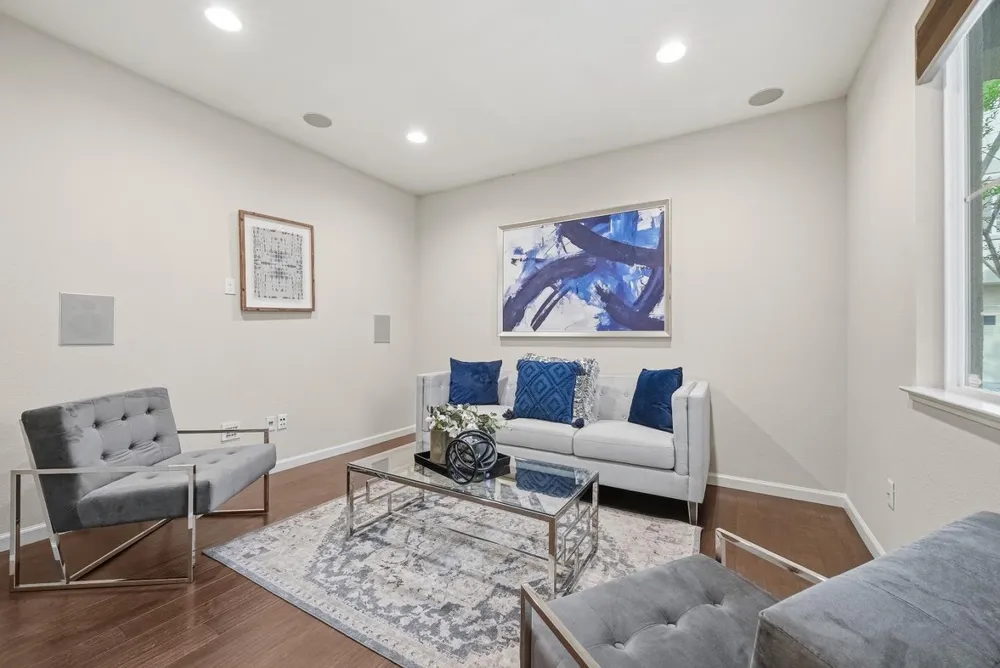 7026 N Mariposa Ln, Dublin, CA 94568