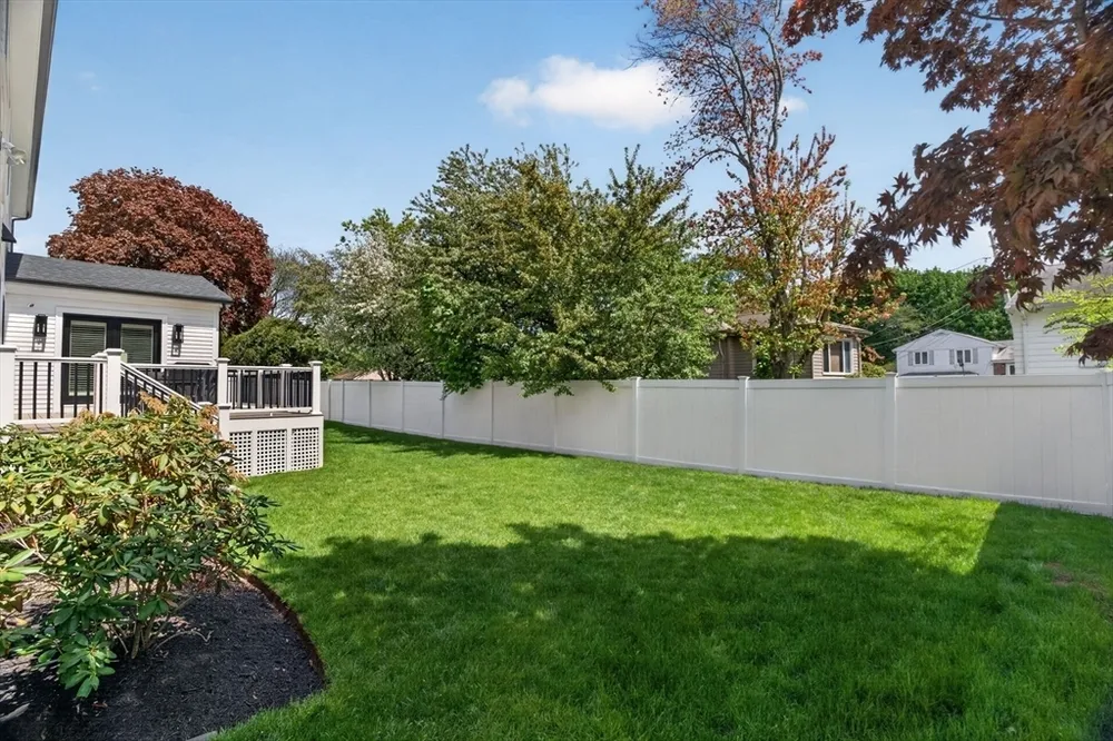 11 Haynes Rd, Newton, MA 02459