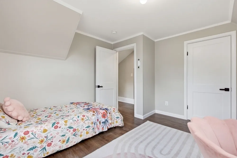 97 Trenton St, Melrose, MA 02176