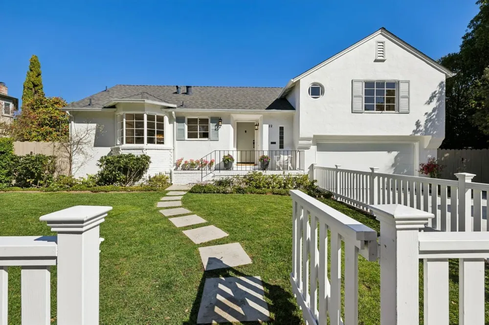 22 De Sabla Rd, San Mateo, CA 94402