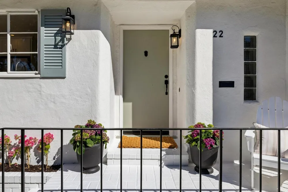22 De Sabla Rd, San Mateo, CA 94402