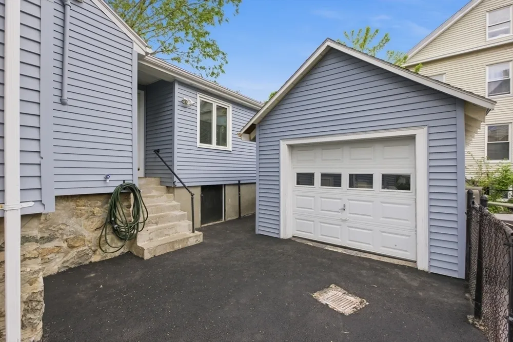97 Trenton St, Melrose, MA 02176