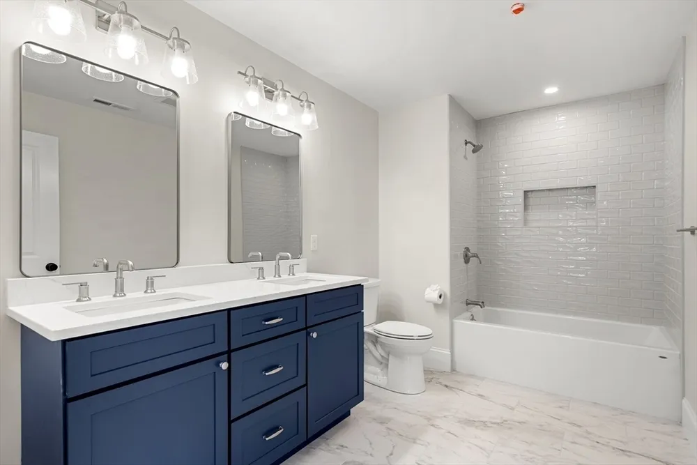 24 Fellows Rd, Ipswich, MA 01938